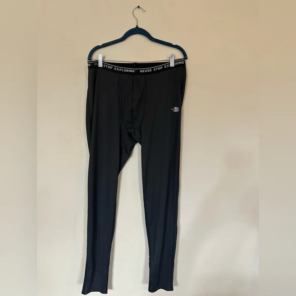 The North Face Men's Black Stretch Base Layer Pants‎